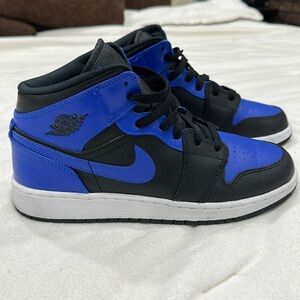 Air Force mids